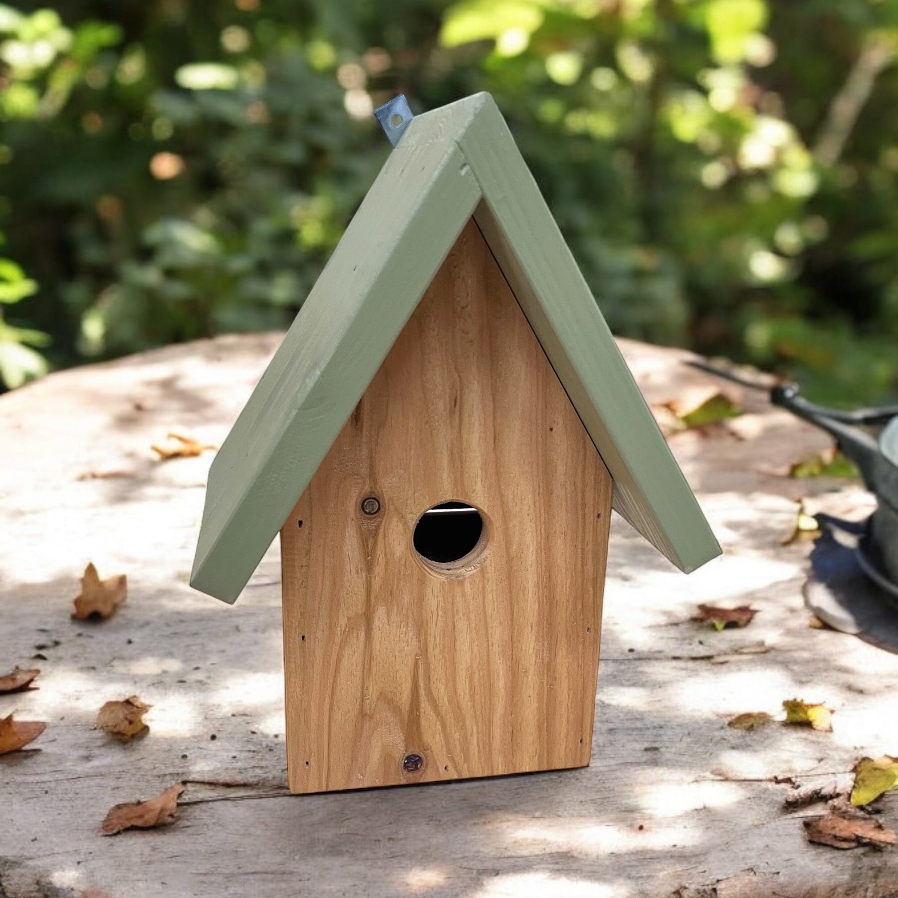Polaris Steeple Shaped Bird Nesting Box