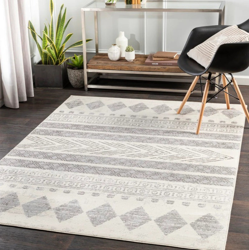 Surya Pisa PSS-2306 5' x 7' Rug PSS2306-57