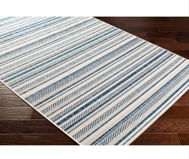 Surya Eagean Eag-2337 Blue Light Blue 5'3" X 7'7" Rug