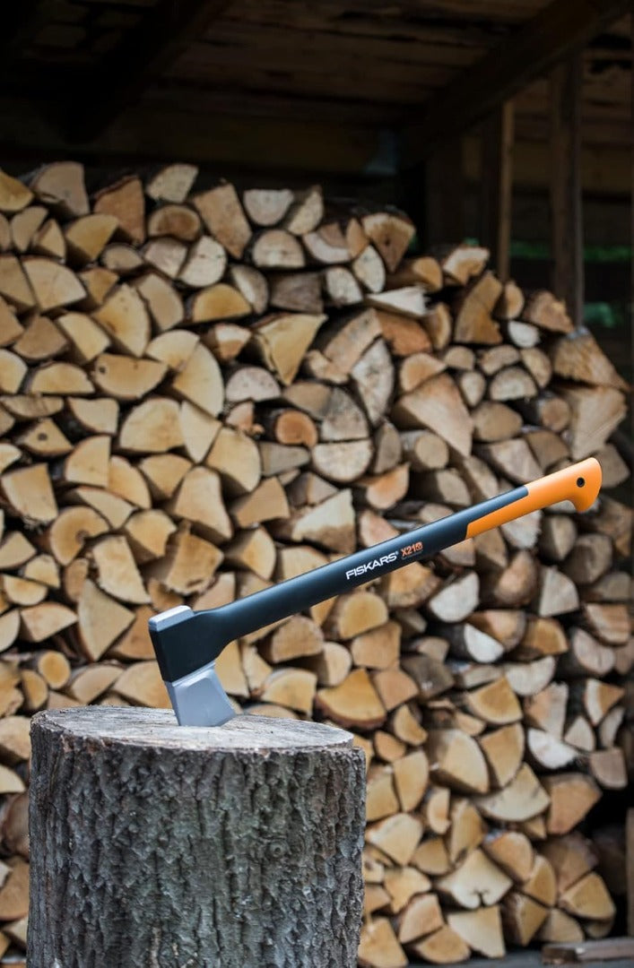 Fiskars Splitting Axe Length: 71 cm