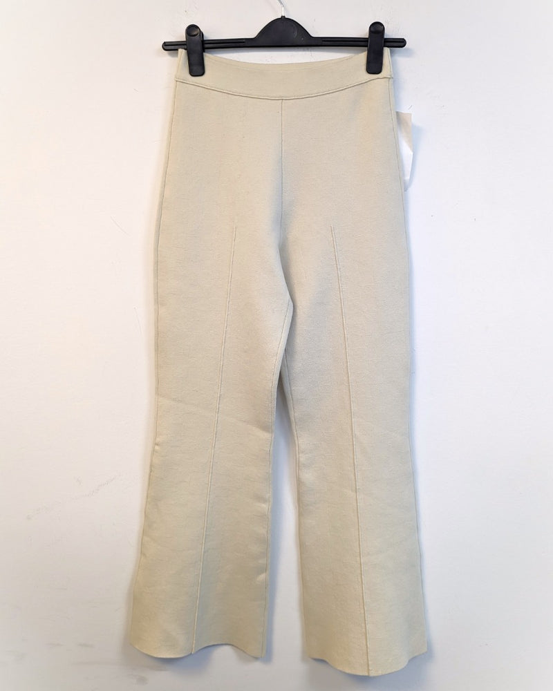 BODEN Knitted Flare Trousers UK 8P Minor Fault