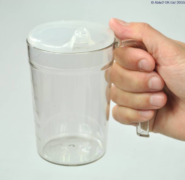 Clear Drinking Cup with handle and 2 lids